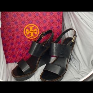NBW Tory Burch Lexington 110mm Wedges Black Leather
